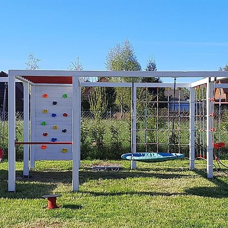 Osada Szwedzka Domek Plus Rusinowo (Slawno) Exterior foto